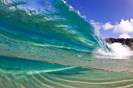 دانلود عکس موج اقیانوس در زیر آب