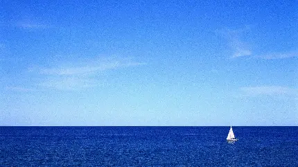 عکس زمینه قایق و والپیپر قایق با کیفیت hd در اقیانوس آبی