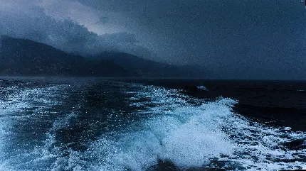 دانلود عکس امواج خروشان دریا در شب برای پروفایل و ساخت عکس نوشته