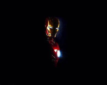  عکس زیبا و با کیفیت از مرد آهنی iron man با بک گراند مشکی