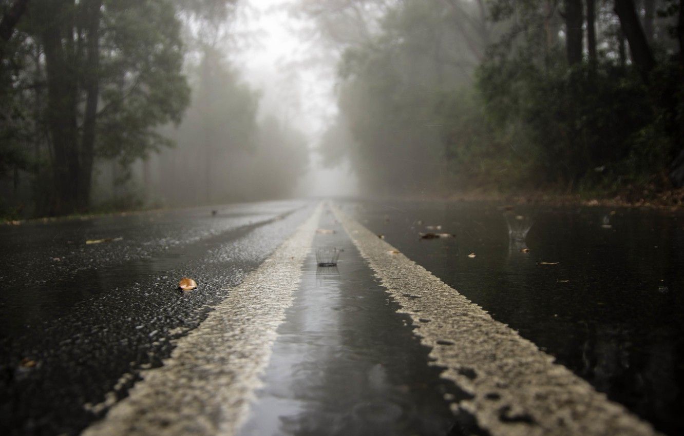 دانلود رایگان تصویر استوک جاده بارانی full hd