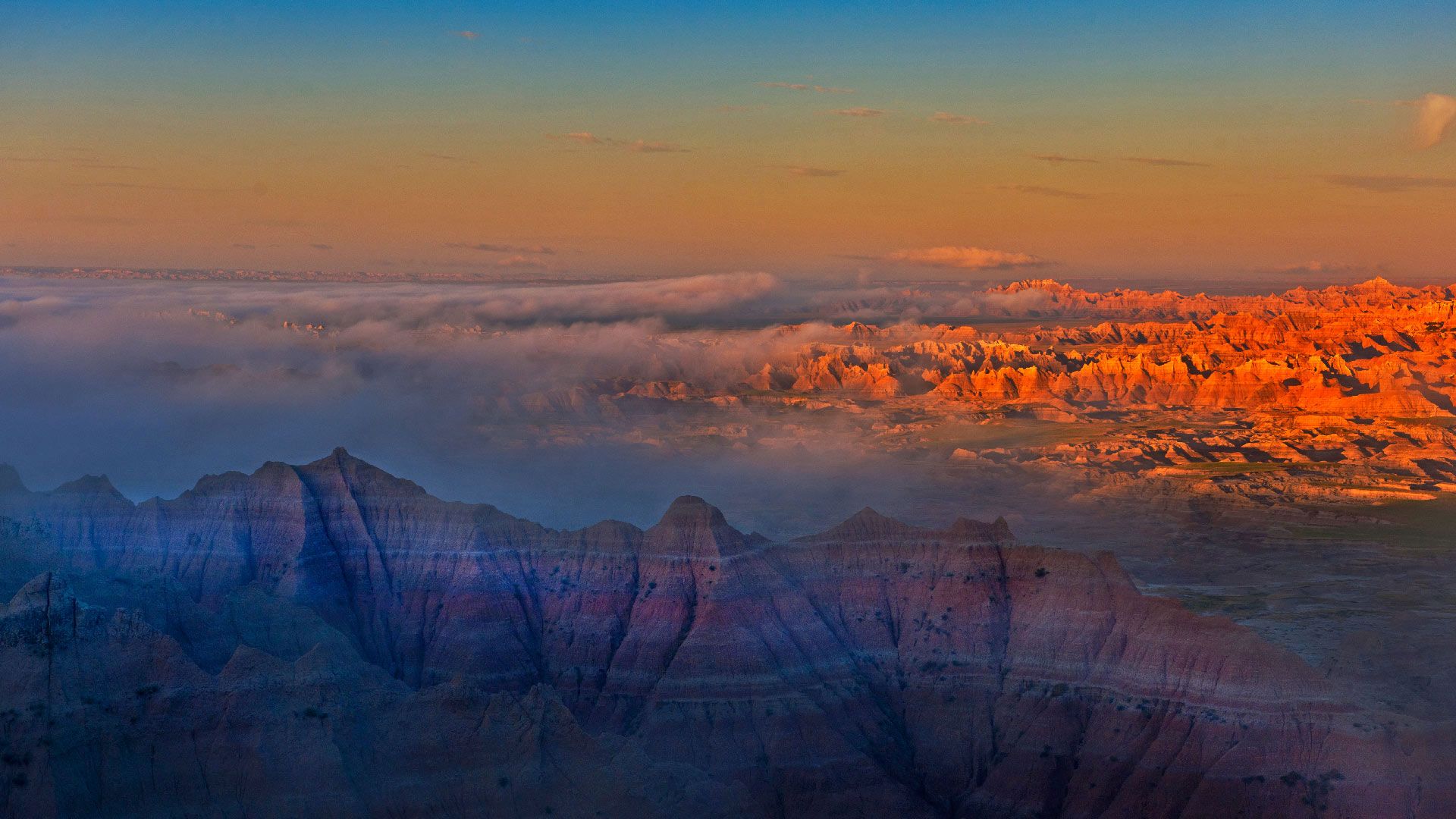 تصویر فوق العاده جذاب از پارک ملی بدلندز هنگام غروب خورشید
