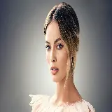 چاپ قاب موبایل و گوشی زیباترین و خوشگل ترین عکس پرتره مارگو رابی برای پروفایل دخترونه