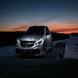 چاپ قاب موبایل و گوشی عکس مرسدس AMG E63 مغرور و جذاب در میان تاریکی شب