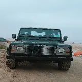 چاپ قاب موبایل و گوشی دانلود تصویر دیدنی خودرو Jeep مشکی از رو به رو