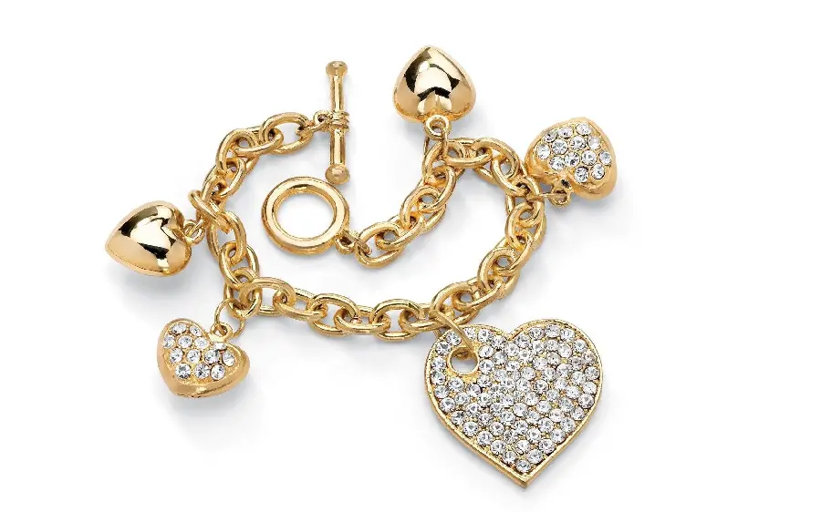 زیباترین دستبند طلا با قطعه های قلبی شکل مناسب خانم های زیبا و خوش سلیقه