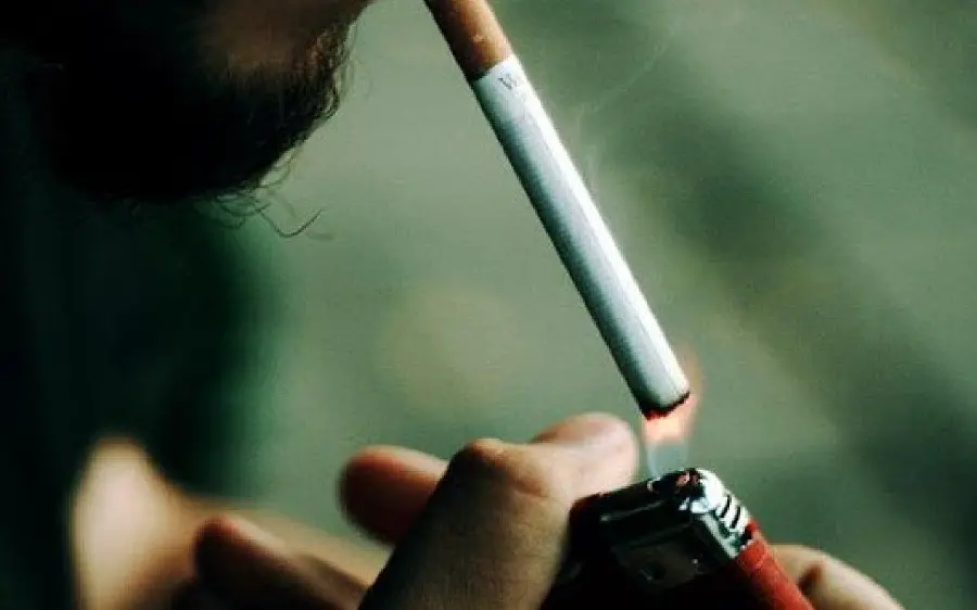 پس زمینه گنگ روشن کردن سیگار با کیفیت عالی برای موبایل 