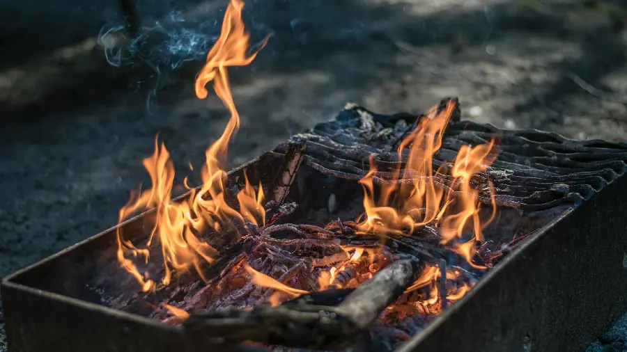 عکس فوق العاده زیبا از آتش داغ برای زمینه سیستم خانگی 