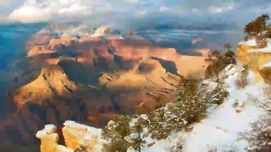 عکس استوک شاهکار از کوه با تابش دلپذیر آفتاب با کیفیت اچ دی 