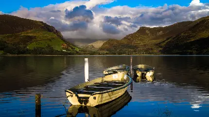 نمای HD جالب توجه از دریاچه توریستی برای پست اینستاگرام 