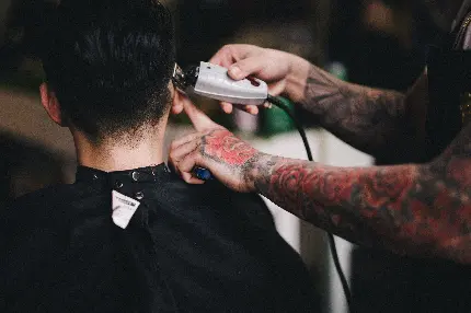 دانلود عکس بسیار باکیفیت از آرایشگری مردانه برای پروفایل 