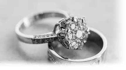 عکس پروفایل باکلاس از دو انگشتر الماس باکیفیت اچ دی مناسب گوشی
