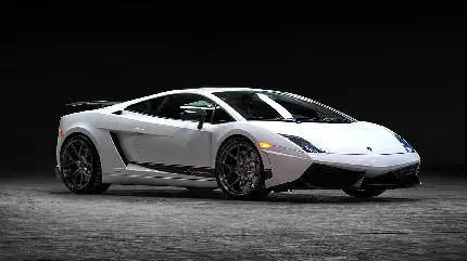 والپیپر رویایی از خودرو Lamborghini Gallardo به رنگ سفید براق