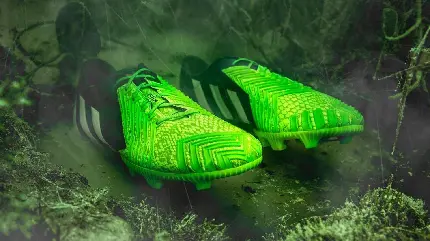 والپیپر جدید با طرح کفش Original فوتبالی به رنگ سبز درخشان