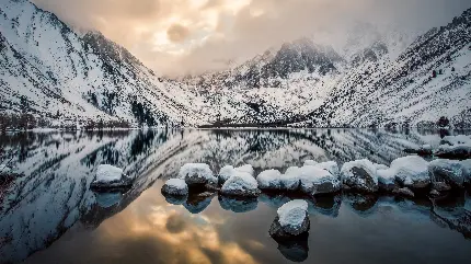 طبیعت زمستانی دلنشین در یک نمای ویژه برای والپیپر 