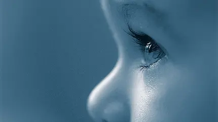 تصویر زمینه جالب اشک ریختن کودک برای زمینه ویندوز 12