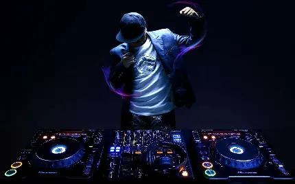 دانلود عکس و وکتور دی جی dj با کیفیت بالا