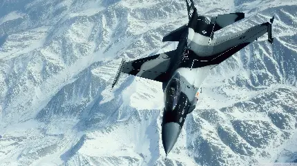 جدید ترین بک گراند لپتاپ با طرح پرواز هواپیمای جنگنده در برف