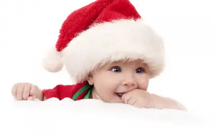 والپیپر خوشگل نوزاد در لباس کریسمس برای ویندوز 12