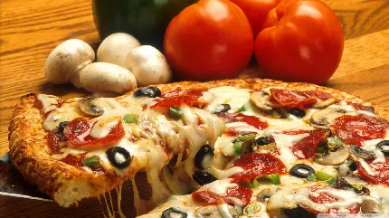 نمای شاهکار HD از پیتزا مکزیکی تند و خوشمزه برای چاپ منو