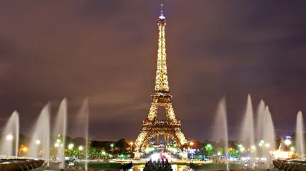 وکتور شگفت انگیز از برج ایفل بلند در شب پاریس مهد فرهنگ فرانسه خاص تبلت باکیفیت بالا