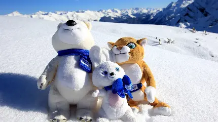 والپیپر بامزه از عروسک ببر و خرگوش و خرس در برف