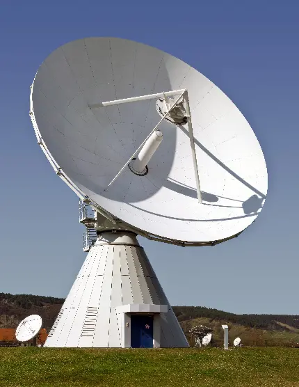 پربیننده ترین عکس استوک بشقاب ماهواره با کیفیت HD 