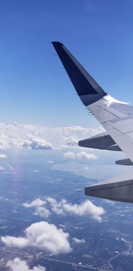 عکس پروفایل آسمان از پنجره هواپیما با کیفیت full hd