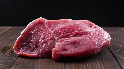 عکس استوک گوشت خام گوساله با کیفیت بالا