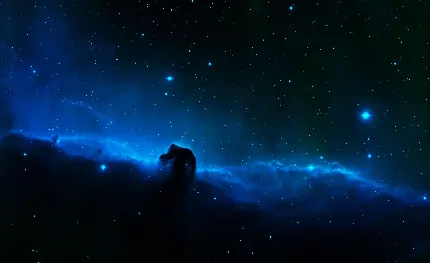 دانلود زمینە باکیفیت عالی از سحابی سر اسب با رنگ آبی کربنی نزدیک صورت فلکی شکارچی