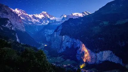 طبیعت درخشان کوهستانی با تم رنگی آبی مخصوص چاپ پوستر 