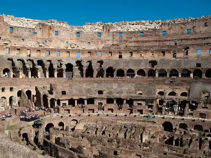 دانلود تصویر زمینە مخروبە و ویران شدە از بنای گردشگری کولوسئوم در شهر رم