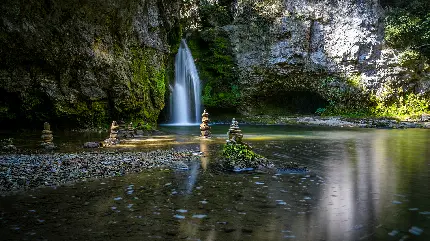 دانلود رایگان عکس استوک محشر از آبشار در دل طبیعت 2022