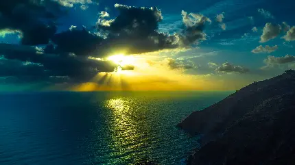 دانلود والپیپر صحنه غروب آفتاب در حوالی دریای تاریک 