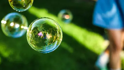 جالب ترین عکس استوک از حباب صابون برای زمینه گوشی 