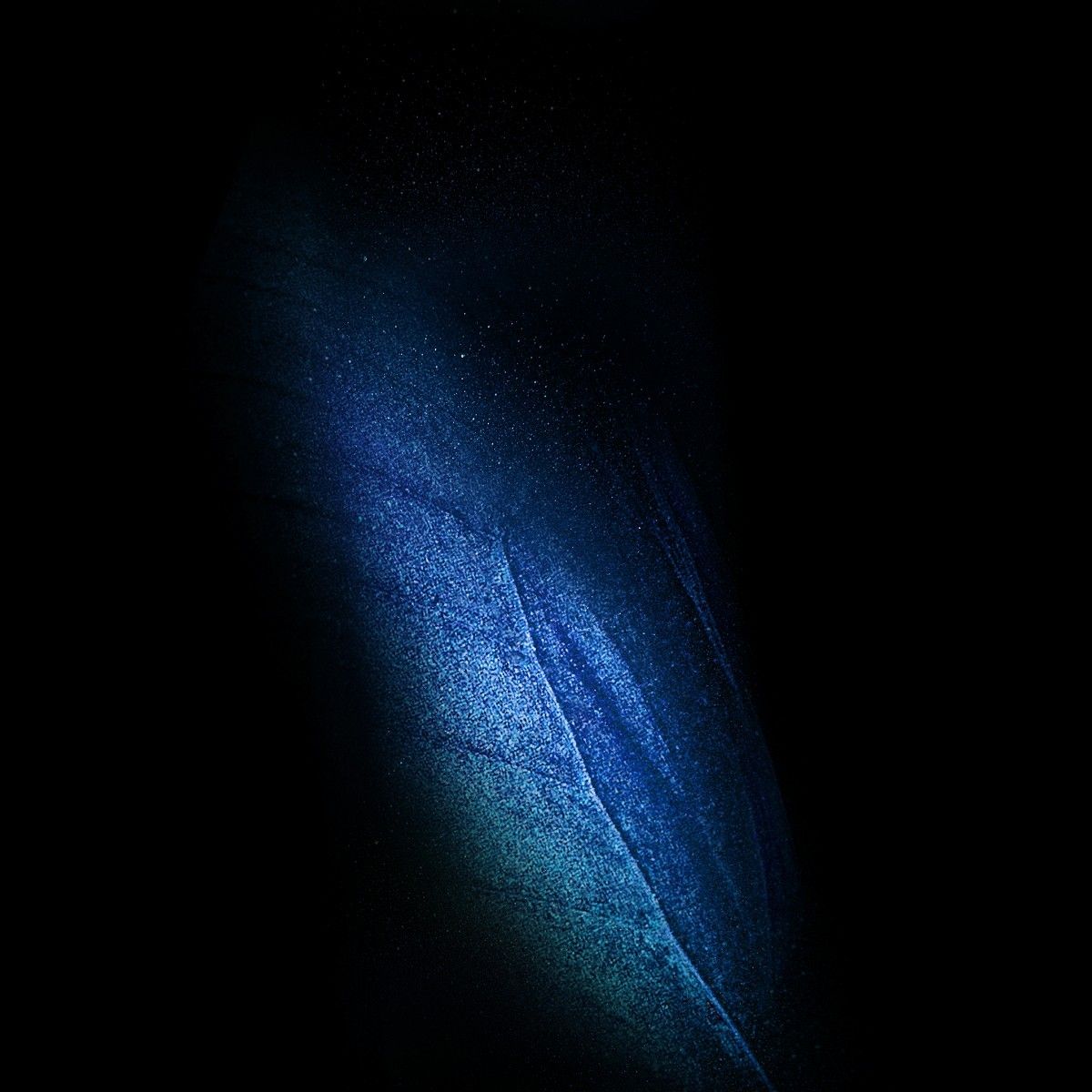 پربازدید ترین نمای کهکشانی آبی رنگ مناسب زمینه Z Fold معروف 