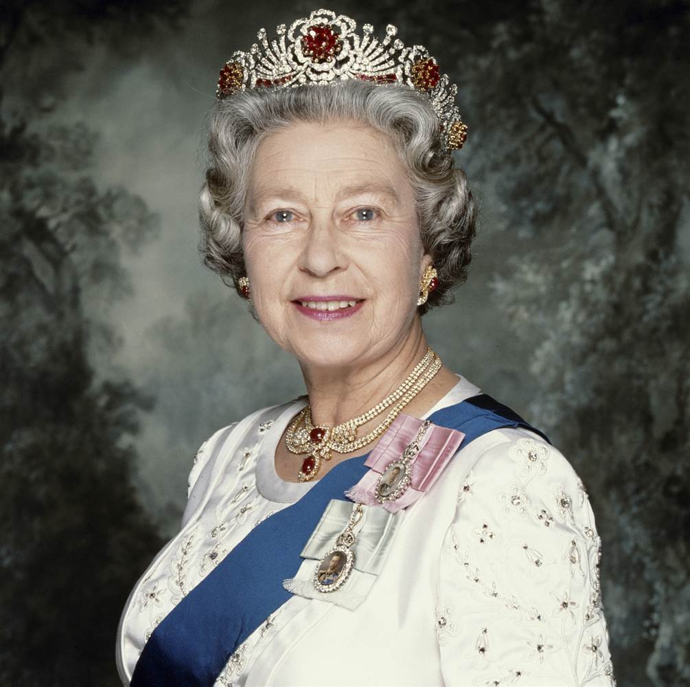 تصویر 60 سالگی ملکه فوت شده انگلیس با کیفیت بالا 