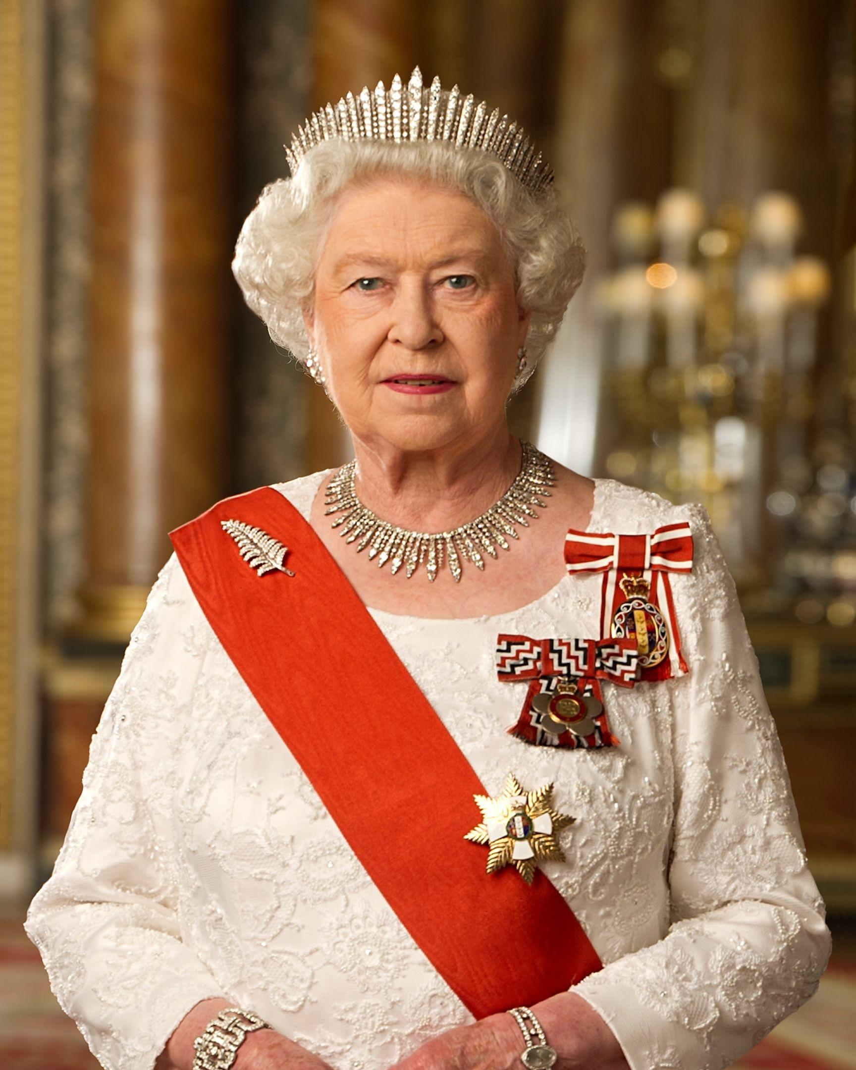 تصویر فوق العاده باکیفیت از ملکه الیزابت در 80 سالگی