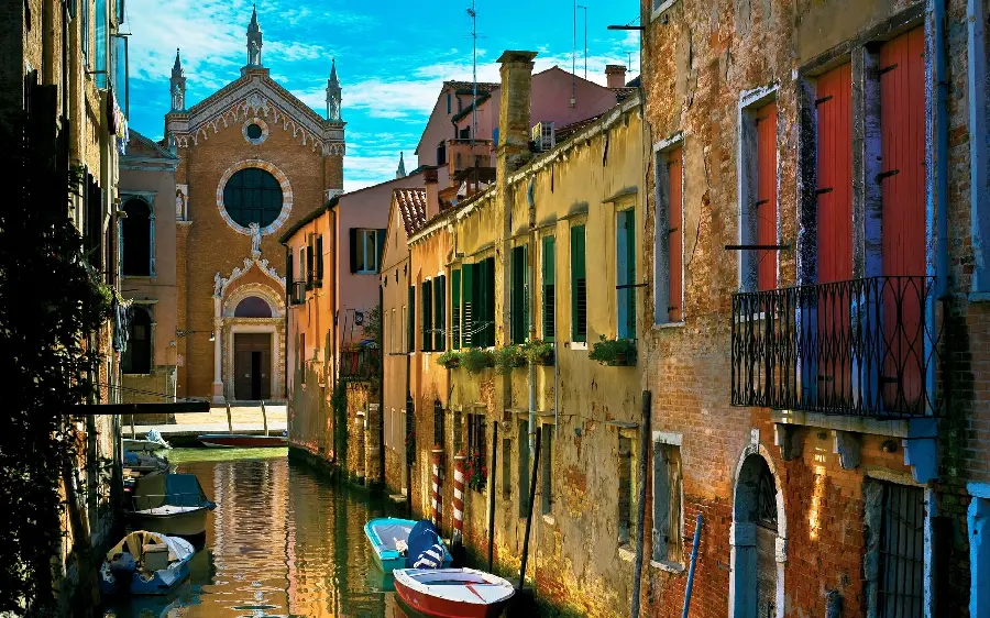عکس با کیفیت از کانال های آبی شهر ونیز ایتالیا