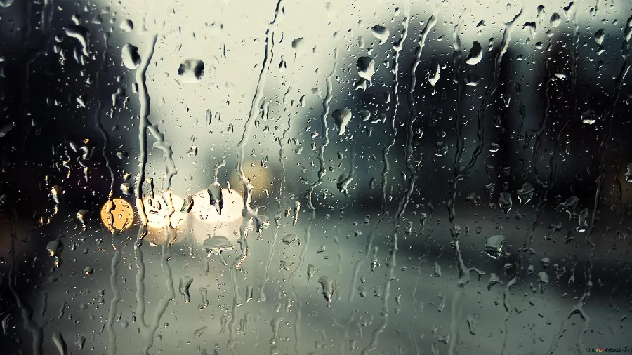 عکس معروف شیشه بارانی با زمینه نور و طبیعت برای Instagram