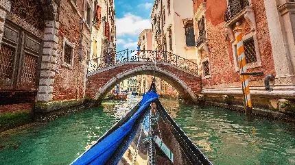 دانلود تصویر زمینه شهر ونیز ایتالیا در کانال آب