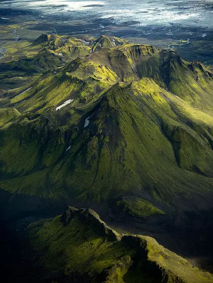 عکس فوق العاده خوشگل از کوهستان های سرسبز اسکاندیناوی