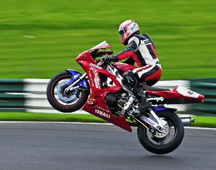 تصاویر سریع ترین موتور سیکلت های مسابقه ای جهان با کیفیت بالا