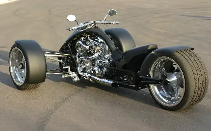 عکس زیبا از موتور سیکلت سه چرخ HD