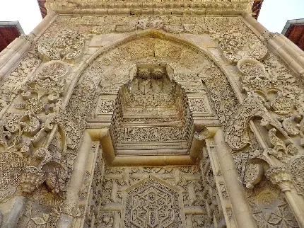 تصویر ترکیه مسجد پر نقش و نگار دیوریغی با معماری مسحور کننده