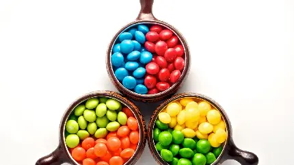 تصویر زمینه خوشگل خوراکی های توپی رنگی رنگی با کیفیت hd