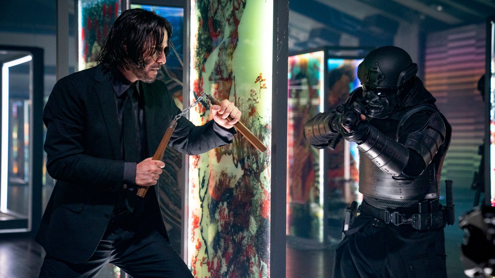 عکس باحال کیانو ریوز با نانچیکو در فیلم John Wick 4 عکس باحال کیانو ریوز با نانچیکو در فیلم John Wick 4