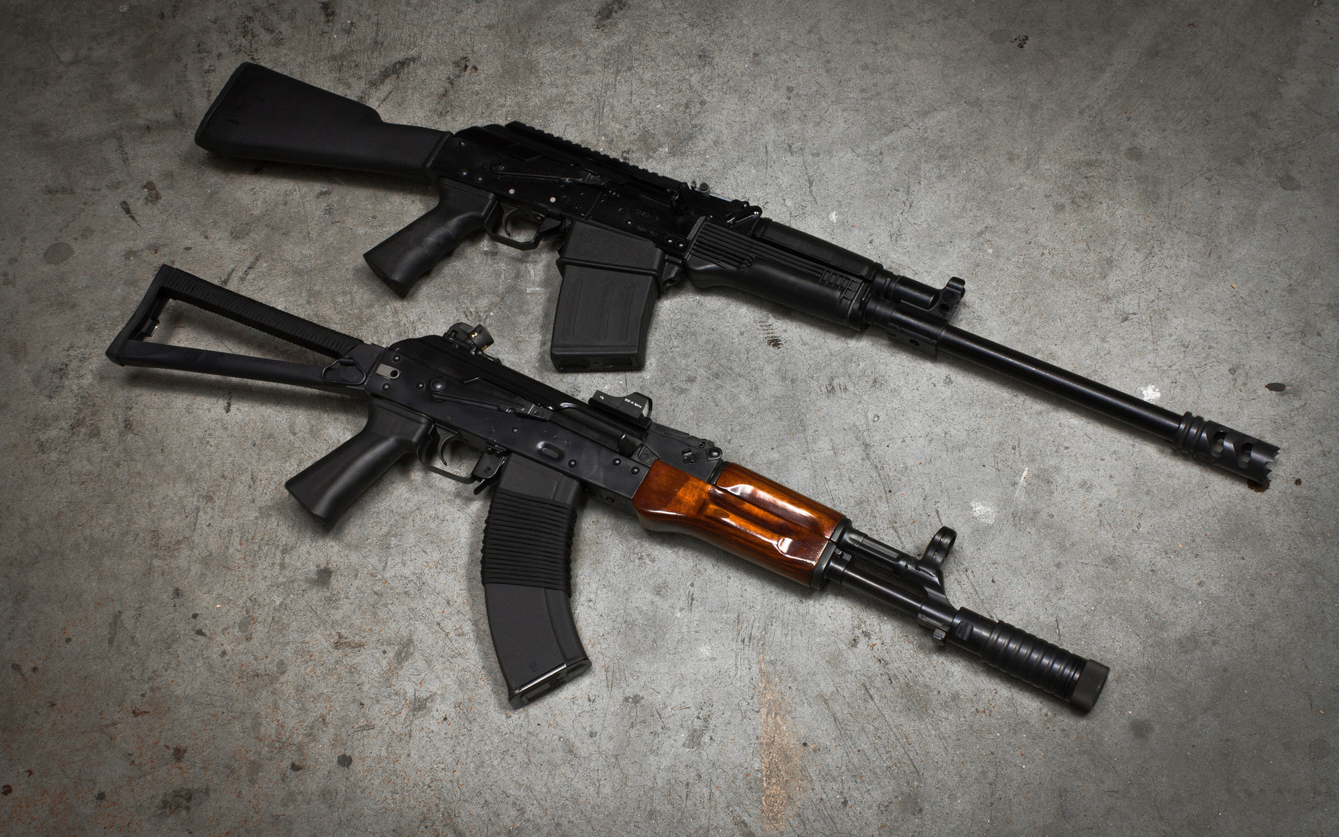 عکس اسلحه کلاشنیکف پرطرفدارترین سلاح جنگی در جهان با کیفیت بالا