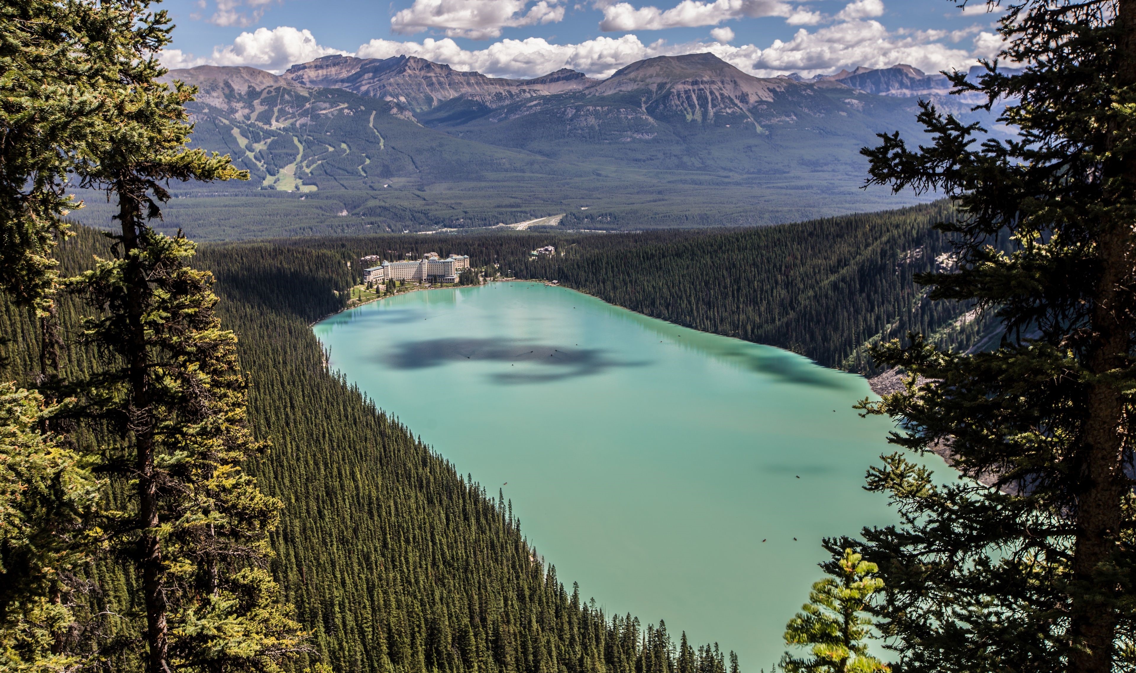 عکس هوایی از دریاچه ونکوور کانادا