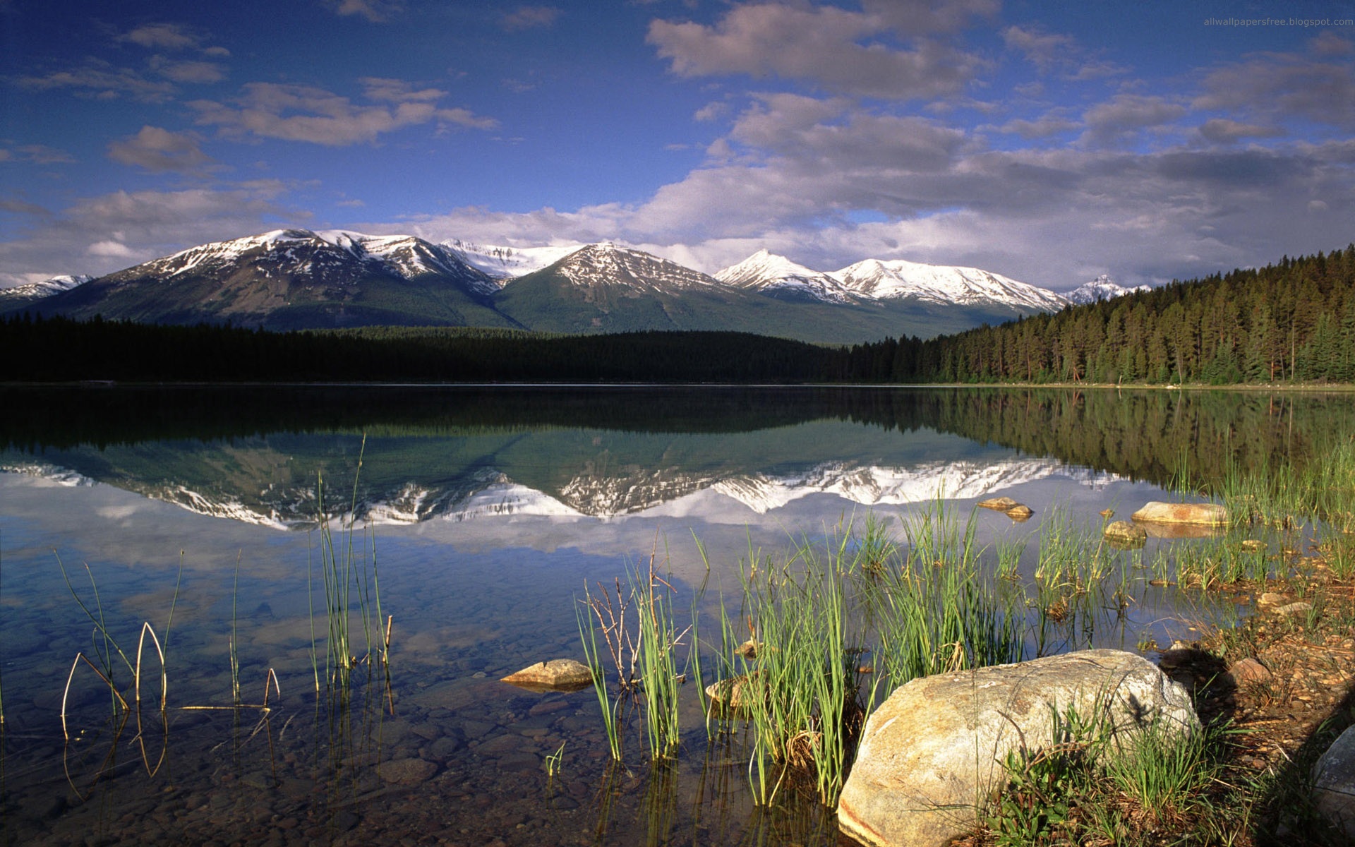 تصویر زمینه 8k از طبیعت منظره رویایی دریاچه برای گوشی آیفون